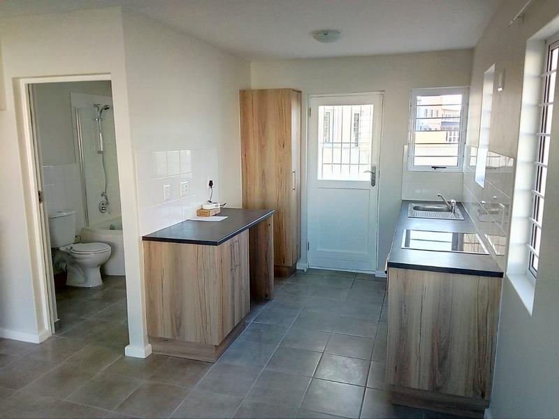 To Let 2 Bedroom Property for Rent in Rivergate Western Cape